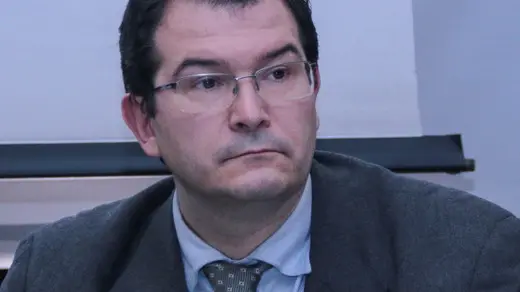 GIORNALISTA: Morsego.AGENZIA FOTO: Candussi.LUOGO: sede Veritas, Mestre.DESCRIZIONE: incontro pubblico per presentare il progetto di messa in sicurezza dell'incrocio tra via Martiri della Libertà e via Porto di Cavergnago - nella foto: Borato Renato