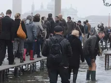 Morsego Interpress/Tagliapietra Venezia 12.11.2012.- Acqua alta in Piazza San Marco.