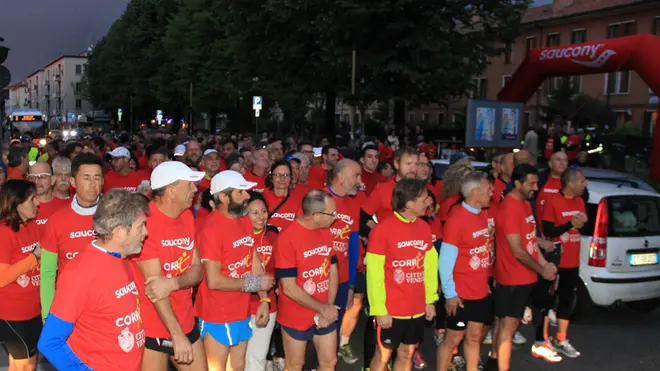 "Corri Mestre" corsa per le zone del degrado di Mestre organizzata da Venice Marathon - nella foto via Piave