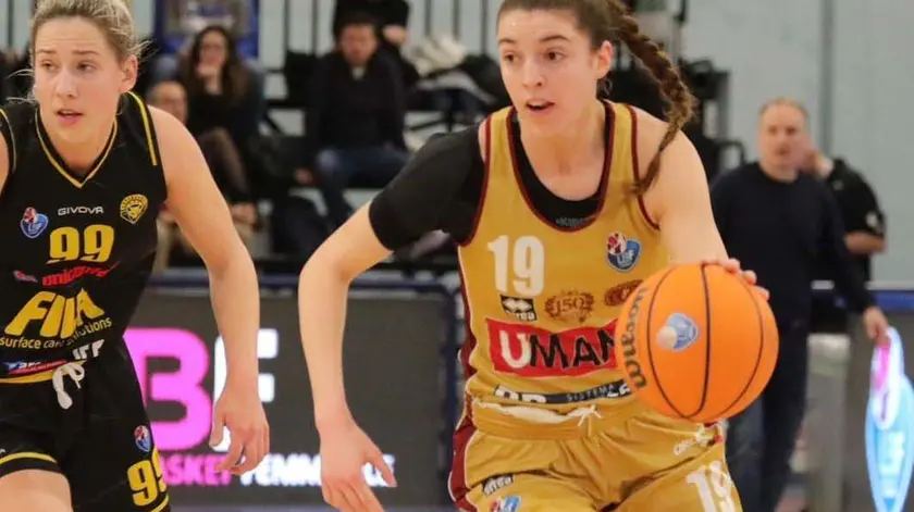 Martina Fassina (7 punti) va in penetrazione (foto Editoriale Report)