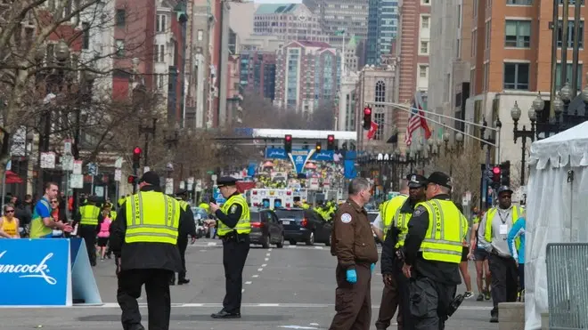 April 15, 2013 - Boston, Massachusetts, U.S. - Local, State, and Federal agencies respond to the finish line area of the Boston Marathon following multiple blasts rocked the area on Monday afternoon. LaPresse.Only Italy