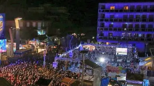COLUCCI - DINO TOMMASELLA - JESOLO LIDO - FESTA DI CAPODANNO IN PIAZZA MAZZINI