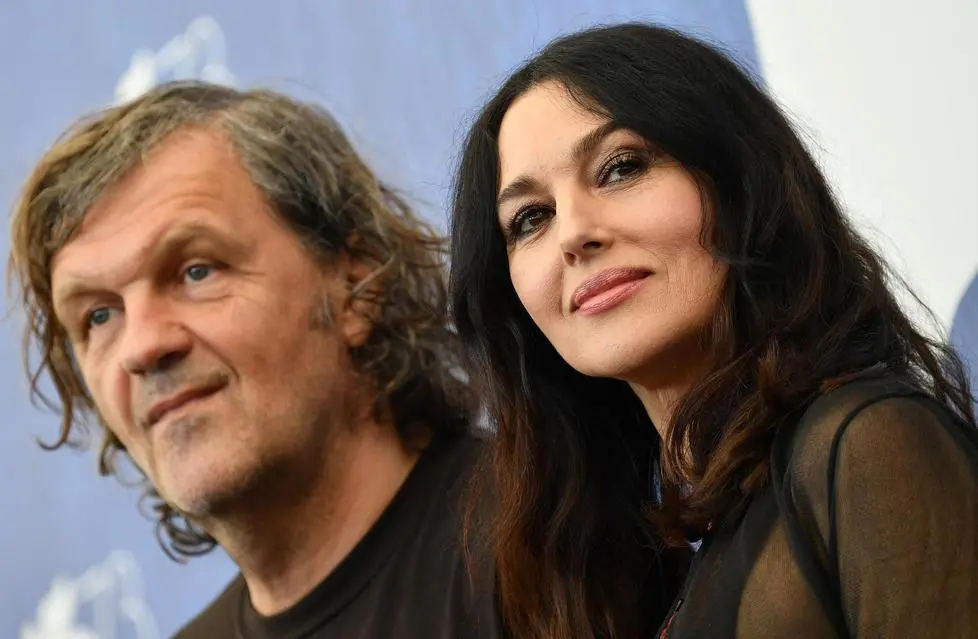 Italian actress Monica Bellucci and Serbian director Emir Kusturica (L) pose during a photocall for 'Na Mlijecnom Putu' (On the milky road) during the 73rd Venice Film Festival in Venice, Italy, 09 September 2016. The movie is presented in official competition Venezia 73 at the festival running from 31 August to 10 September. ANSA/ETTORE FERRARI