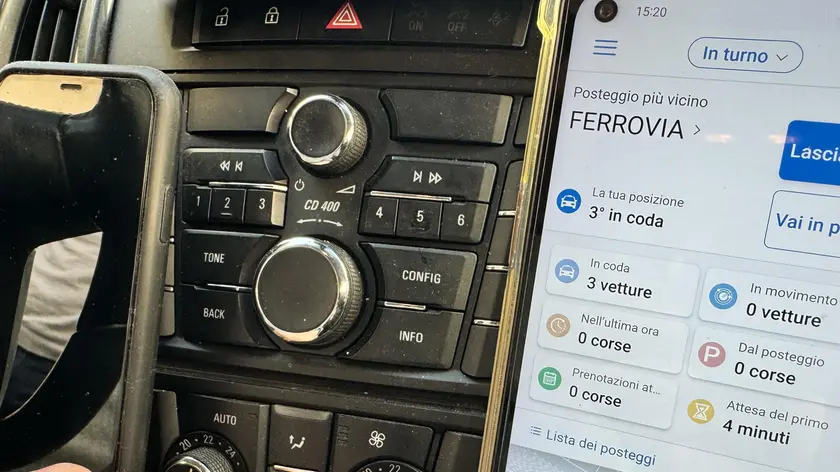 Anche a Mestre e a San Donà è sbarcato il servizio taxi di Uber (foto Pòrcile)