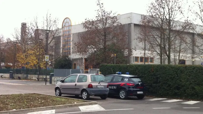 DINELLO - DINO TOMMASELLA - SAN DONA' DI P. - ISTITUTO SCARPA CON AUTO CARABINIERI