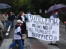 MORSEGO MIRANO: PROTESTA DEI CITTADINI CONTRO IL TRAFFICO INTENSO IN CENTRO MIRANO..27/09/2007 © LIGHTIMAGE