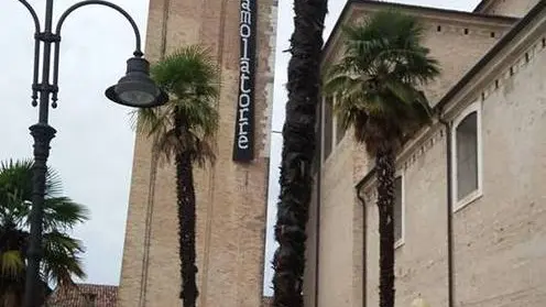 COLUCCI - DINO TOMMASELLA - PORTOGRUARO - TORRE CAMPANARIA CON STRISCIONE