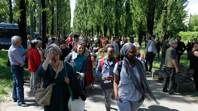 Piscina comunale Parco Bissuola: manifestazione di Forza Nuova contro l'iniziativa piscina aperta alle donne musulmane.