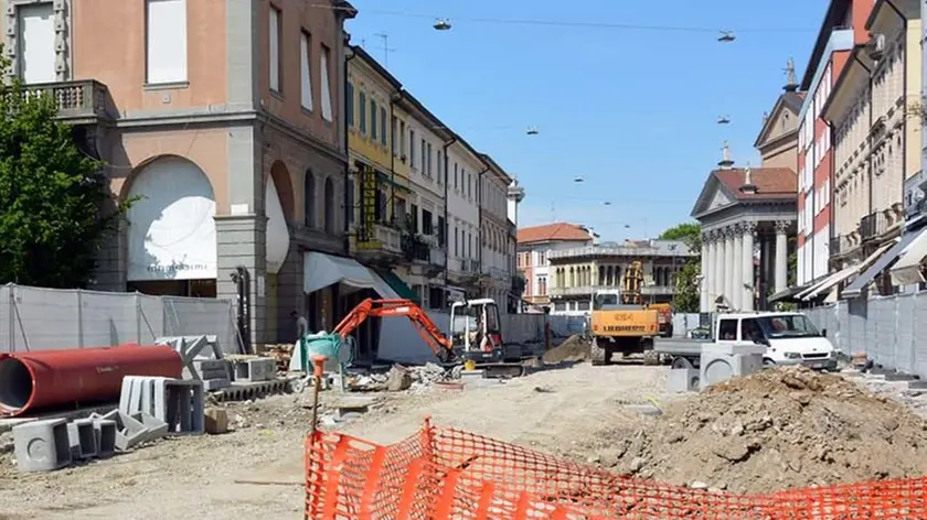 DE POLO - TOMMASELLA - SAN DONA' - LAVORI ZONA PEDONALE