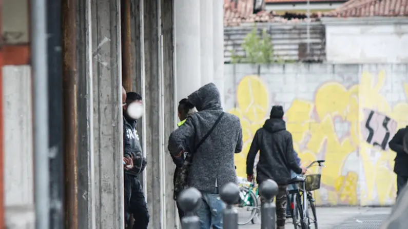 Agenzia Candussi, giornalista Morsego. Zona di spaccio in via monte san michele mestre