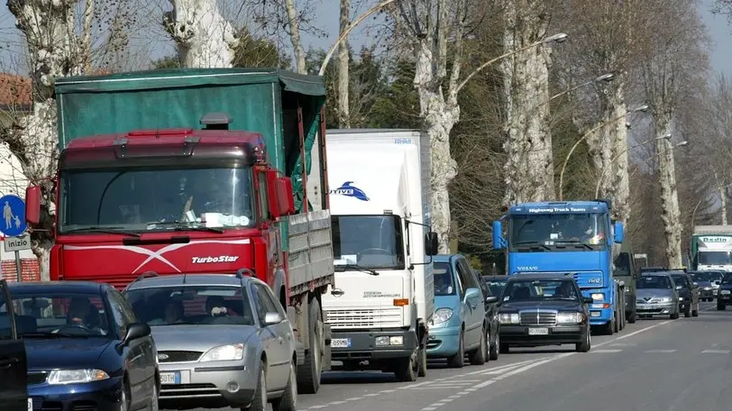 PREGANZIOL 4/3/2004 INCIDENTE MORTALE TRAFFICO BLOCCATO NEL TERRAGLIO incidente mortale preganziol