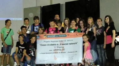 Gli alunni della scuola media Bertolini premiati con ottomila euro
