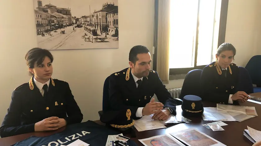 La conferenza stampa dei carabinieri