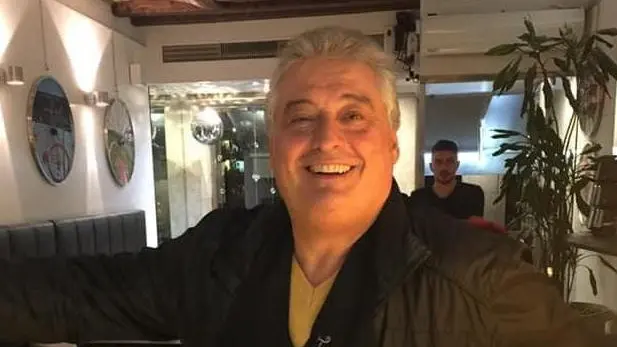 Davide Iezzi, 62 anni, storico cameriere dell’Antico Martini