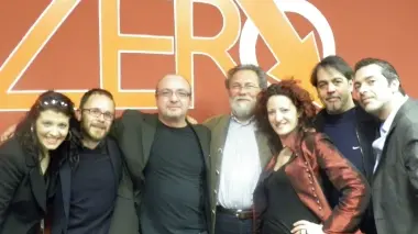 I fondatori del «teatrino Zero» nell’ex scuola di Crea