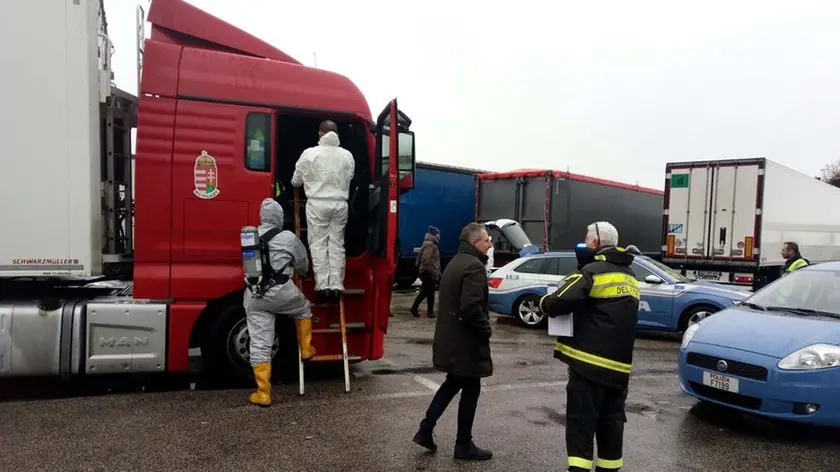 DE POLO - DINO TOMMASELLA - PORTOGRUARO - RECUPERO DEL CAMIONISTA MORTO NELL'AREA DI SOSTA FRATTA