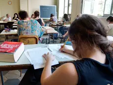 18/06/03 SCUOLA LICEO SCIENTIFICO RIGHI ESAMI DI MATURITA' PROVA SCRITTA DI ITALIANO .