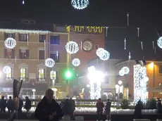 GIORNALISTA: Scattolin .AGENZIA FOTO: Candussi.LUOGO: piazza Ferretto.DESCRIZIONE: si inaugura la stagione natalizia con l'accensione delle luci in piazza Ferretto alla presenza del sindaco Brugnaro e del questore