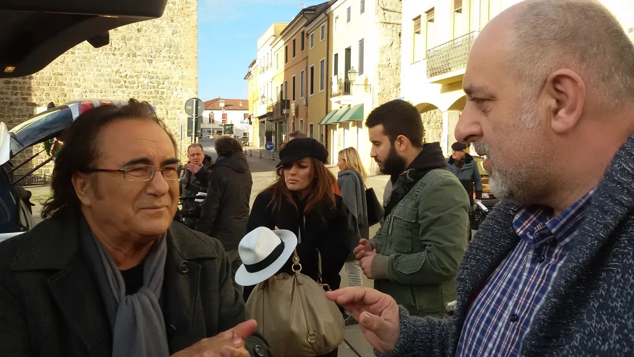 Albano Carrisi, in arte Al Bano, sul set di "Così vicini, così lontani"