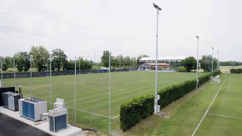Uno dei quattro campi del centro sportivo Ca’ Venezia (foto Agenzia Pòrcile)