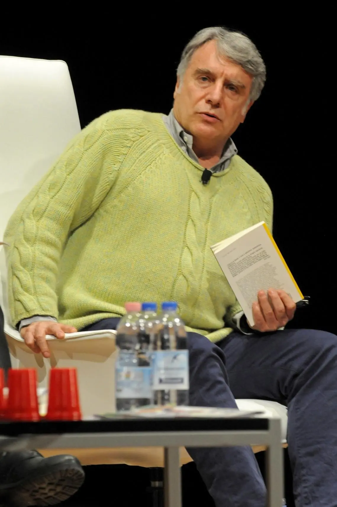Belluno, 26 Marzo 2010. L'incontro con Crepet al teatro comunale. - Paolo Crepet in un teatro comunale affollato