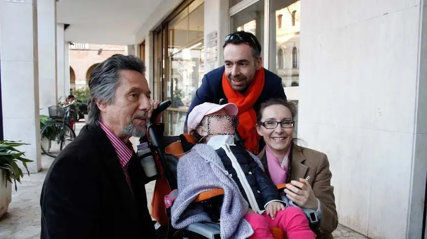 Presentazione del libro di Mario Andolina "un pediatra di guerra" presso Libreria del Centro in via Garibaldi 1, Mestre. Nella foto da sinistra: Marino Andolina, Celeste Carrer con i genitori Giampaolo ed Elisabetta