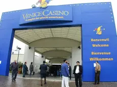 Ca' Noghera 17/03/01 Venice Casino' sciopero dipendeti.. (C) Bertolin M. richiesto da Ferraro