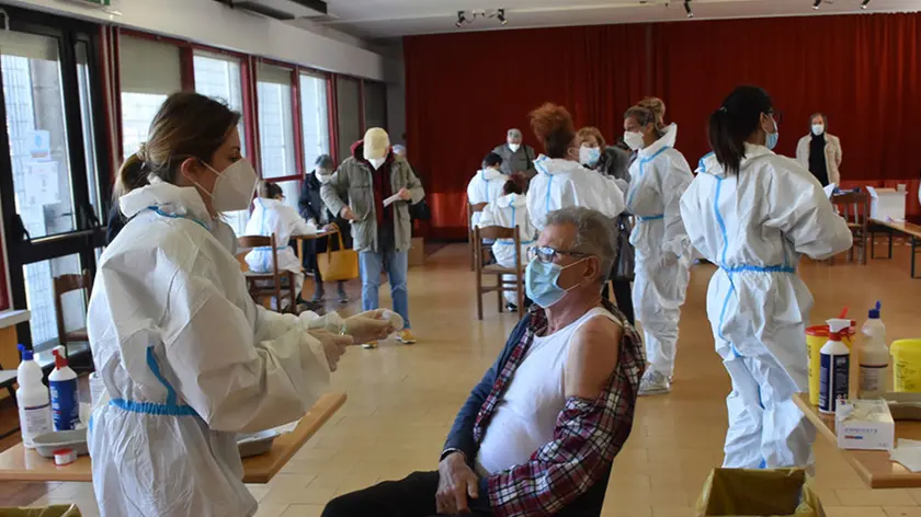 BARON - TOMMASELLA - SAN DONA' - VACCINAZIONI PRESSO L'ORATORIO DELLA PARROCCHIA DI S. GIUSEPPE LAVORATORE