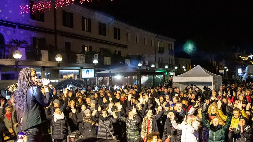 SCATTOLIN - DINO TOMMASELLA - JESOLO - FESTA CAPODANNO A JESOLO PAESE