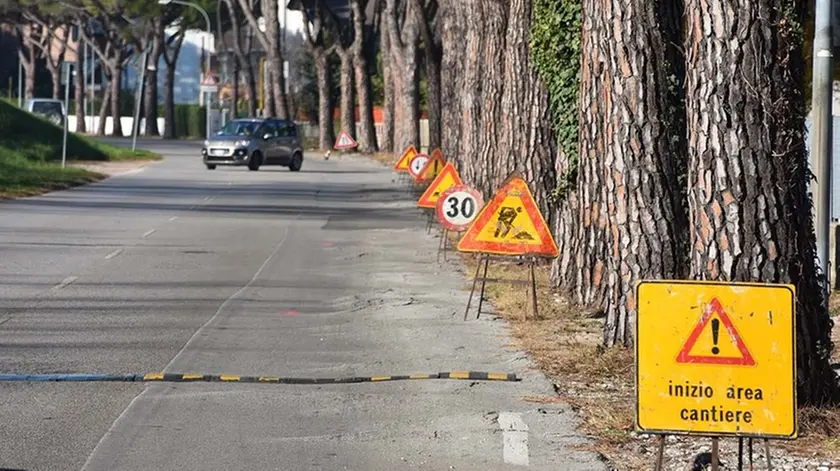 COLUCCI - DINO TOMMASELLA - SAN DONA' DI P. - INIZIO LAVORI IN VIA ROMA -