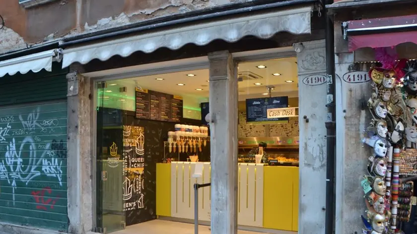 Interpress/Tagliapietra. 20.01.2017.- Strada Nuova, ex Carlon "negozio di patatine fritte"