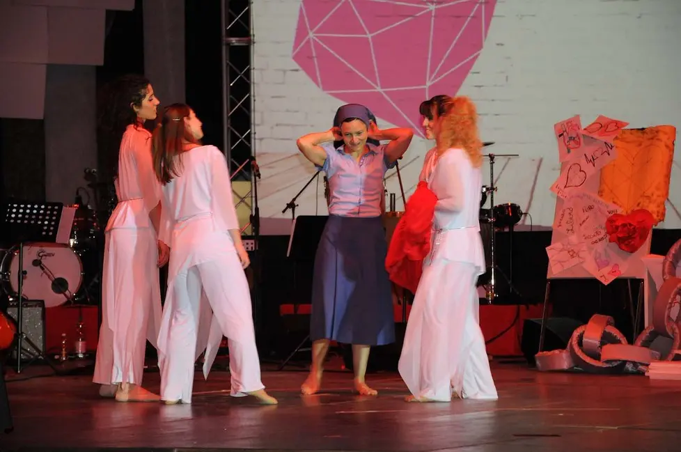 COLUCCI - DINO TOMMASELLA -JESOLO LIDO - LO SPETTACOLO ALLA FESTA DEI GIOVANI CON SUOR NOBILE