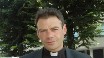 Don Gianni Antoniazzi parroco alla Cipressina
