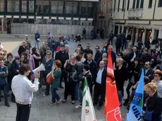 Interpress/M.Tagliapietra Venezia 14.04.2017.- Assemblea/Manifestazione dei Lavoratori dei Musei Civici. Campo Manin.