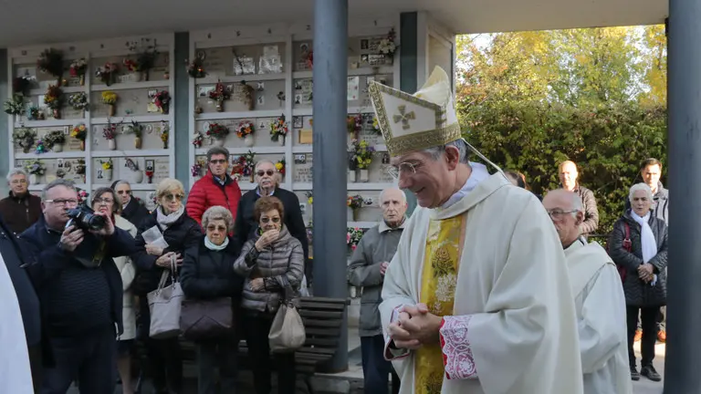 Foto Agenzia Candussi/ Chiarin/ Mestre cimitero/ Messa per i morti