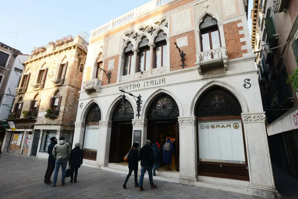 Interpress/M.Tagliapietra Venezia 29.12.2016.- Nuovo supermercato Despar, ex cinema Italia, cannaregio.