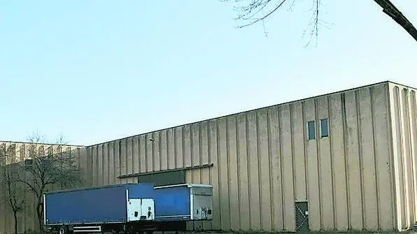 DE POLO - DINO TOMMASELLA - FOSSALTA DI PIAVE - IL CAPANNONE SEQUESTATO IN VIA DEELLE INDUSTRIE 16