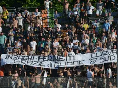 La curva sud al Penzo (foto Interpress)