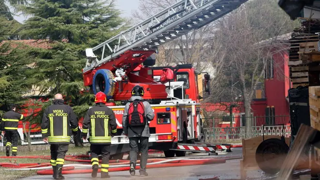 BORGHESI CASALE SUL SILE INCENDIO ''TRINCERIA VENETA'' AGENZIA FOTOGRAFICA FOTOFILM