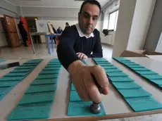 Domani e lunedì oltre 110 mila elettori di nove comuni sono chiamati alle urne per votare su scheda azzurra sindaco e parlamentino locale