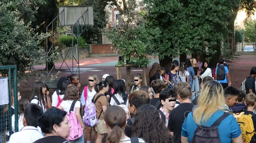 L’ingresso a scuola in un istituto mestrino