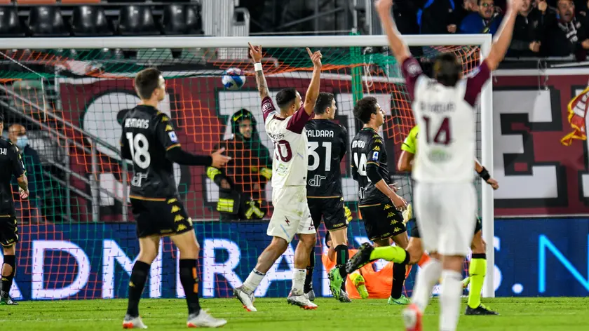 The goal scored by Salernitana's Federico Bonazzoli during the Italian soccer Serie A match Venezia FC vs US Salernitana at the Pier Luigi Penzo stadium in Venice, Italy, 26 October 2021 ANSA/ALESSIO MARINI