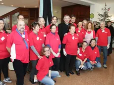 Foto Agenzia Candussi/ Furlan/ Zelarino, centro Card. Urbani/ Il patriarca Moraglia visita i senzatetto durante il pranzo di Natale