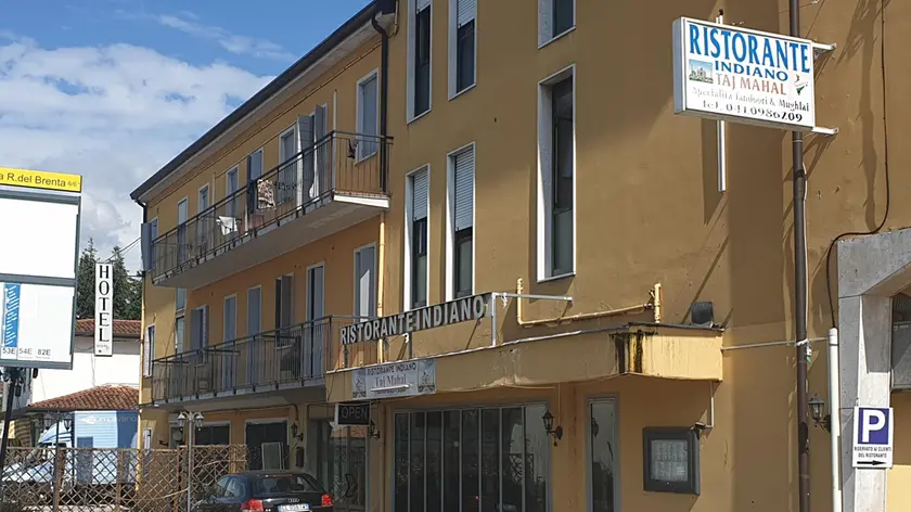 L’hotel Riviera dov’è avvenuta la lite tra i due immigrati