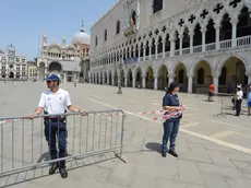 Ennesimo allarme bomba in Piazzetta San Marco: qui la foto di un precedente intervento