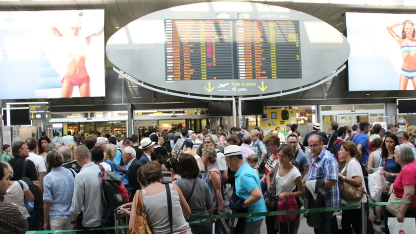 Allarme bomba all'aeroporto Marco Polo di Venezia