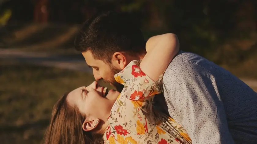 L’abbraccio tra Tommaso e Giorgia