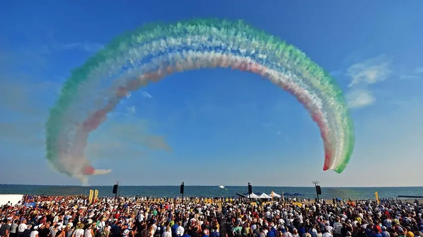 MORSEGO - DINO TOMMASELLA - JESOLO - SPETTACOLO FRECCE TRICOLORI - FOLLA - MISS ITALIA