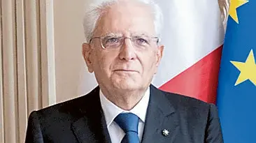 Italian President Sergio Mattarella poses for a photo with President of the National Assembly Richard Ferrand during his state visit in Paris, France July 5, 2021. Francesco Ammendola/Presidential Palace/Handout via REUTERS ATTENTION EDITORS -THIS IMAGE HAS BEEN SUPPLIED BY A THIRD PARTY.