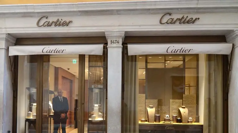INTERPRESS/TAGLIAPIETRA. SAN MOISE' NUO NEGOZIO DI "CARTIER"